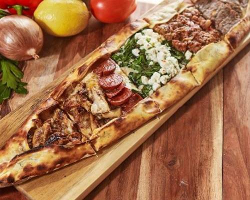Mixed Istanbul Pide (karışık)