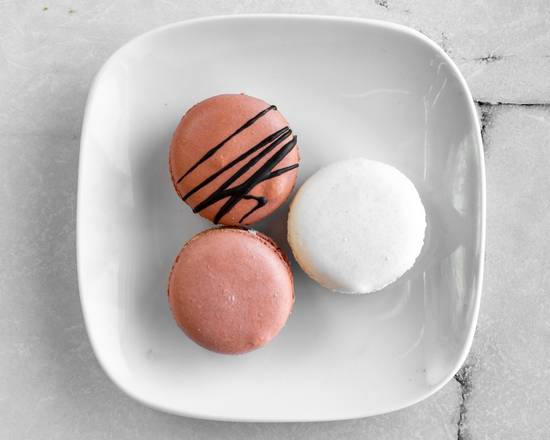 Assorted Macarons (each)