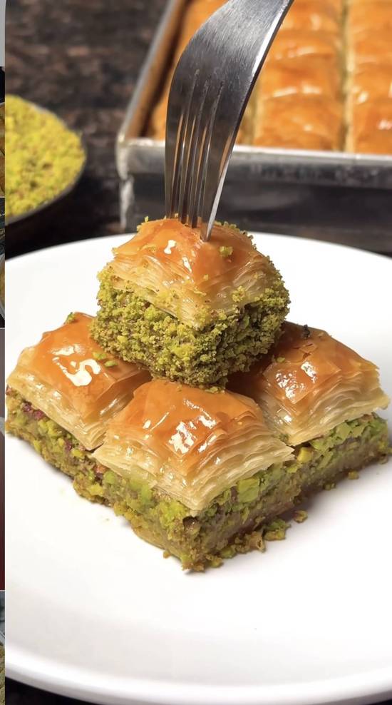 Classic Square (kare) Baklavas