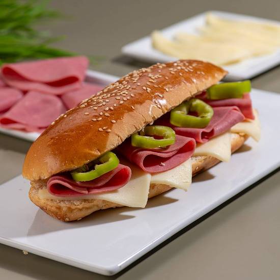 Sandwich (with Salami)