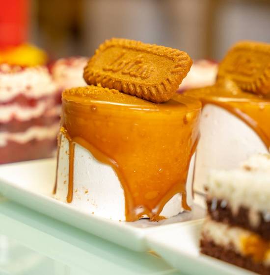 Lotus Cake