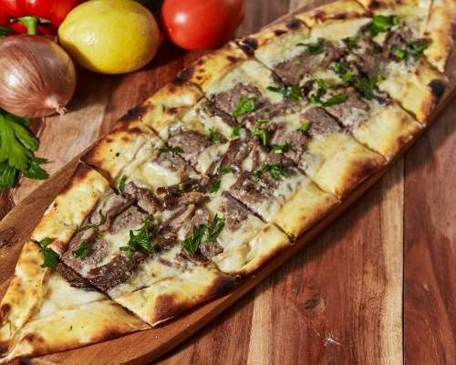 Beef Sahawarma Pide