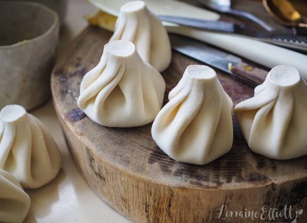 Georgian Dumplings With Beef (khinkali ) (5 Pcs)